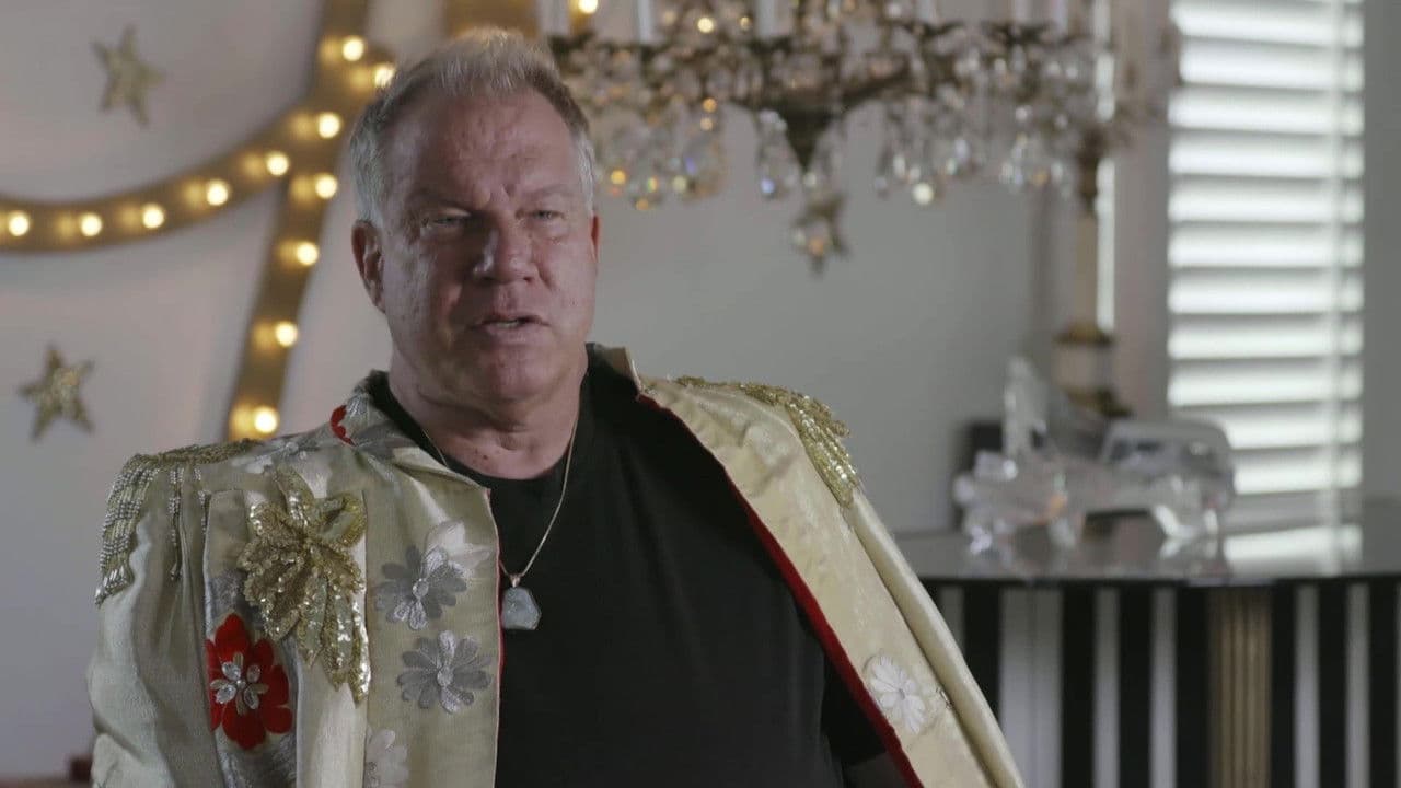 Look Me Over: Liberace