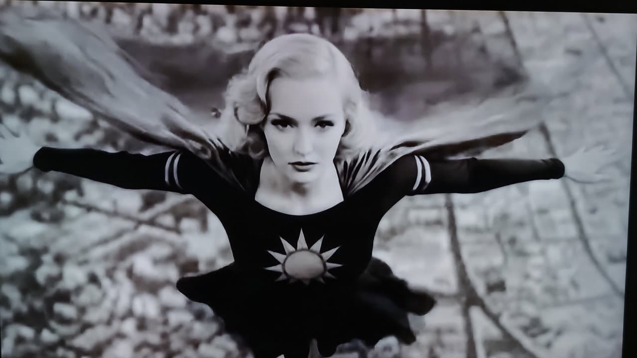 She Came from the Stars