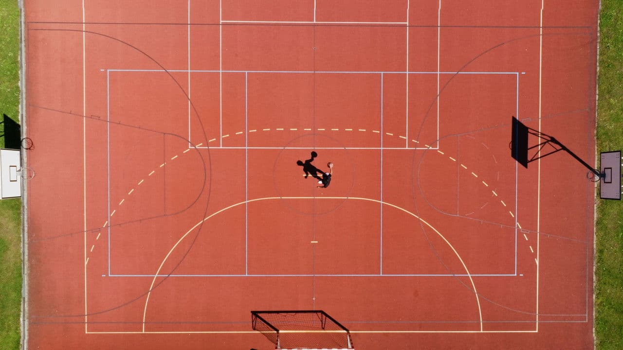 Der harte Weg als Basketballspieler in der Schweiz