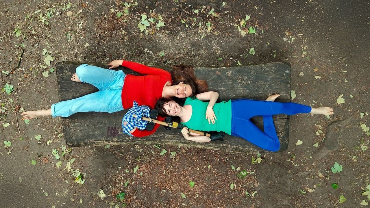 The Naked Travellers - Women also can roam free!